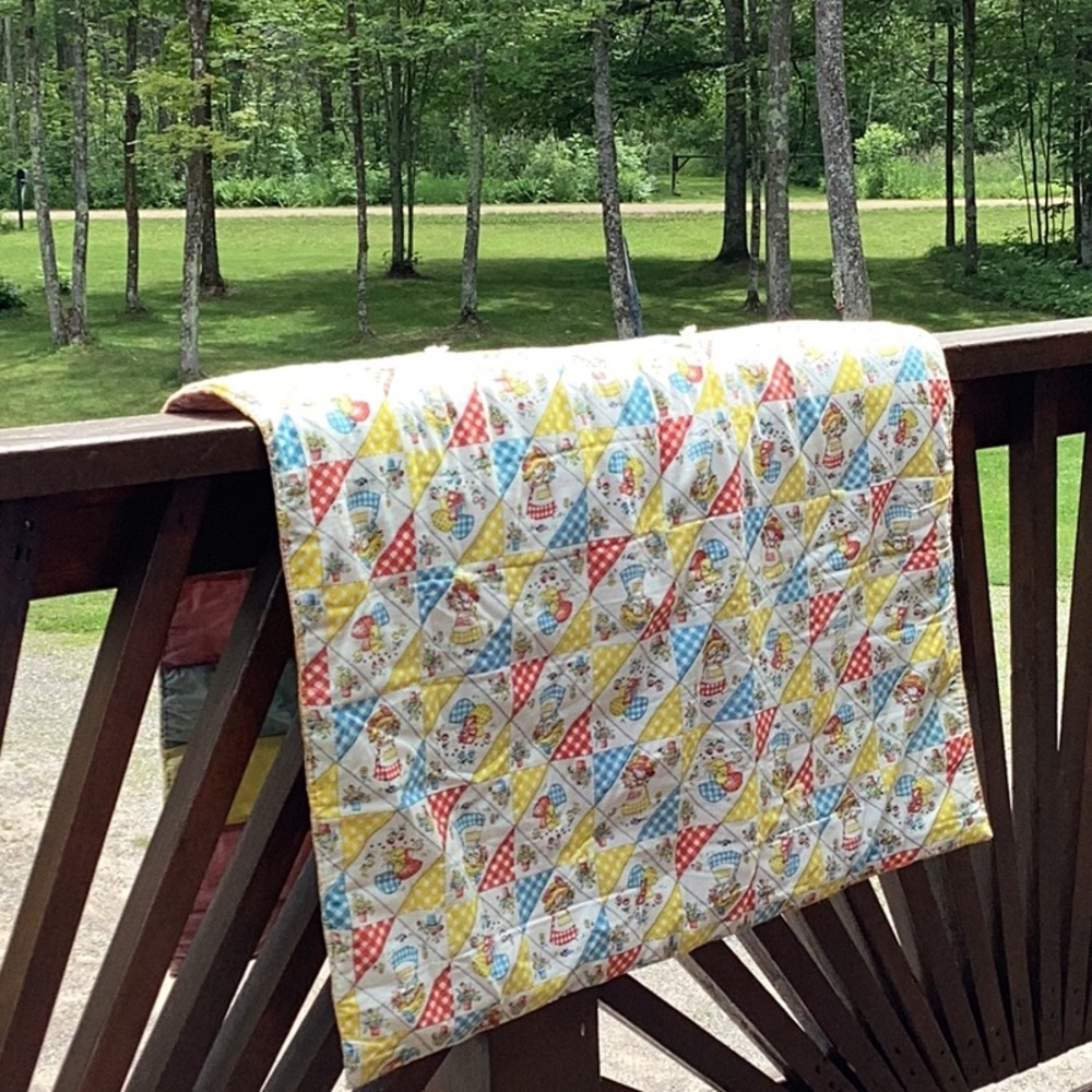 HANDMADE VINTAGE  Travel Throw Blanket 46 X 34”